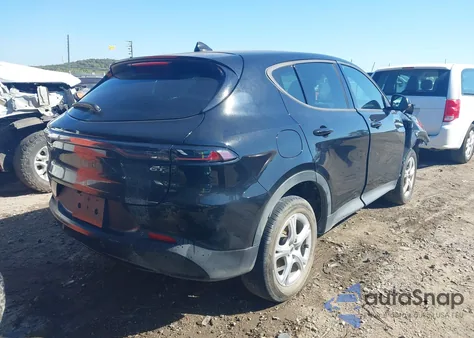 2024 Dodge Hornet Gt Awd z USA, uszkodzony, nr VIN ZACNDFAN1R3A43395